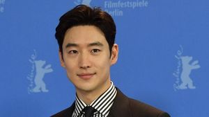 5 Fakta Lee Je Hoon Pemeran Move To Heaven yang Belum Kamu Tahu!
