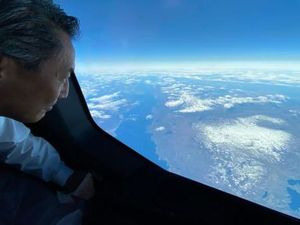 Penerbangan Qantas Pecahkan Rekor, Terbang 17 Jam 25 Menit Sejauh 15.020 Km