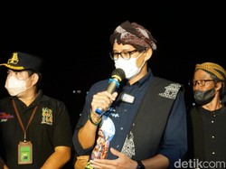 Sandiaga Uno Bicara Kemungkinan Yogya Terima Turis Asing