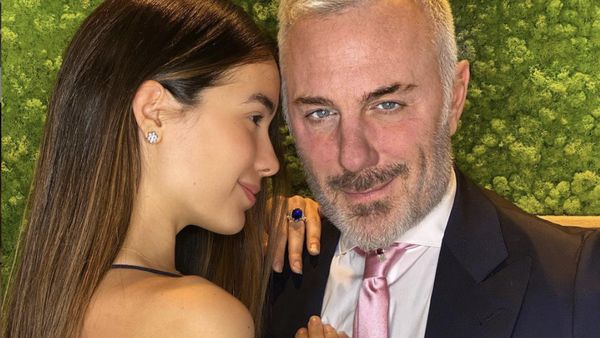 8 Potret Playboy Tajir Gianluca Vacchi dan Pacarnya yang 28 Tahun Lebih Muda