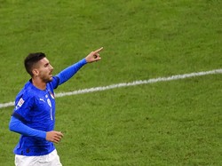 Satu gol akhirnya berhasil diciptakan Pellegrini di akhir babak kedua, hasil kerja sama brilian dengan Chiesa. Marco Bertorello/Pool via AP.