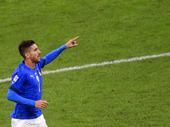 Spanyol berhasil menumbangkan Italia di semifinal UEFA Nations League. La Furia Roja menang 2-1 lewat brace Ferran Torres.