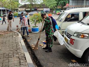 Aksi Warga hingga TNI Bersih-bersih Terminal Ciamis