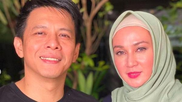Potret Kedekatan Dina Lorenza dan Ariel NOAH yang Dijodohkan