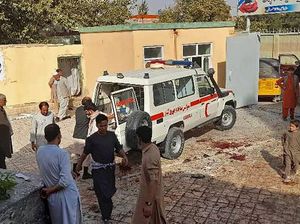 Ledakan Bom Tewaskan 33 Orang di Masjid Afghanistan saat Salat Jumat Ledakan Bom Tewaskan 33 Orang di Masjid Afghanistan saat Salat Jumat
