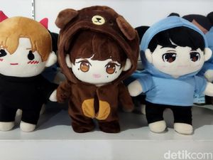 Kisah Perajin Boneka K-Pop di Kota Malang Bertahan Selama Pandemi Kisah Perajin Boneka K-Pop di Kota Malang Bertahan Selama Pandemi