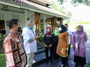 170 Kursi Roda untuk Disabilitas Banyuwangi Diserahkan