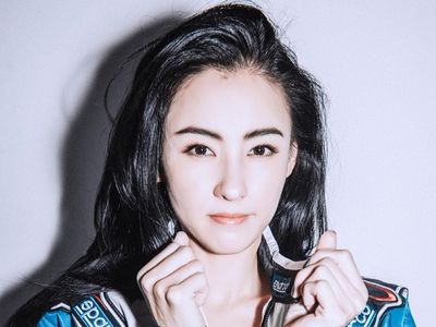Cecilia Cheung Artis 90-an Penuh Skandal, Ayahnya Ternyata Triad
