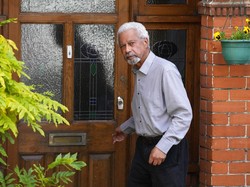 Peraih Nobel Sastra 2021 Tetap Bersuara soal Isu Migrasi