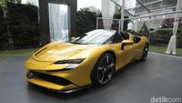 Wujud Ferrari dengan Mesin Paling Bertenaga yang Baru Rilis di Indonesia
