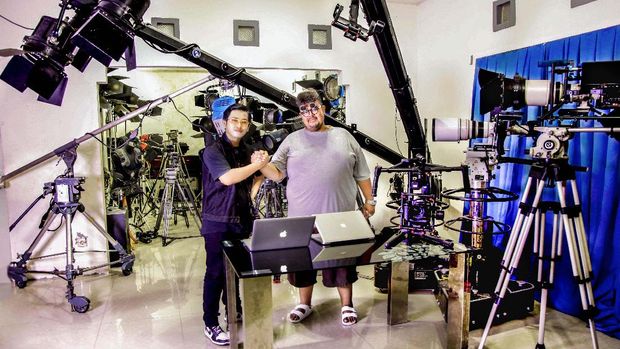 Ian Wibowo dan Reza Headline