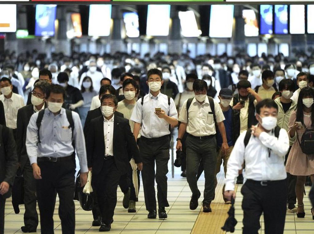 Populasi Anjlok, Jepang Naikkan Usia Pensiun PNS Imbas Kurangnya Pekerja Usia Muda Populasi Anjlok, Jepang Naikkan Usia Pensiun PNS Imbas Kurangnya Pekerja Usia Muda