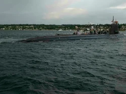 Komandan Kapal Selam Nuklir AS Dipecat Usai Tabrak Gunung Bawah Laut