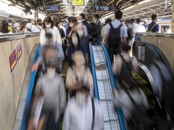 Jangan Takut Nyasar di Jepang, Kini Ada Layar Terjemahan di Stasiun