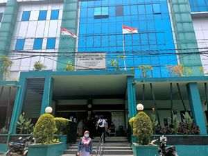 Bidan yang Diduga Lecehkan Bumil Masih Aktif Praktik di Puskesmas Jakbar Bidan yang Diduga Lecehkan Bumil Masih Aktif Praktik di Puskesmas Jakbar