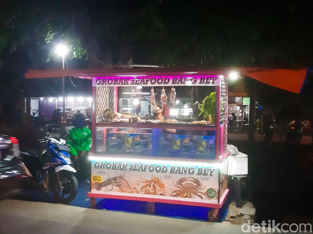 Gerobak Seafood Bang Bey di Bekasi, Murah Meriah Isi Melimpah!