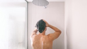 Niat Mandi Wajib setelah Mimpi Basah dan Tata Caranya