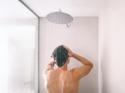 Ternyata Oh Ternyata... Jangan Pakai Sampo Isi Ulang Dari Hotel!