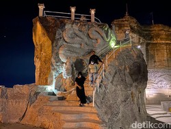 Wisatawan Jatim Banyak yang Bandel di Tebing Breksi