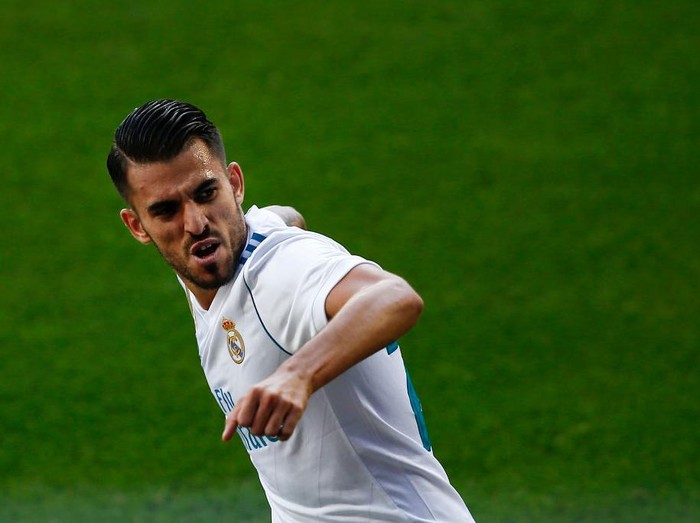 VITORIA-GASTEIZ, SPAIN - SEPTEMBER 23:  Daniel Ceballos of Real Madrid CF celebrates scoring their opening goal during the La Liga match between Deportivo Alaves and Real Madrid CF at Estadio de Mendizorroza on September 23, 2017 in Vitoria-Gasteiz, Spain.  (Photo by Gonzalo Arroyo Moreno/Getty Images)