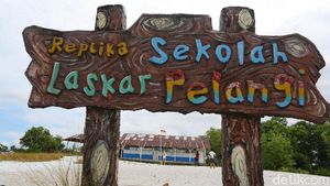 Objek Wisata Replika Sekolah Laskar Pelangi Bak Mati Suri