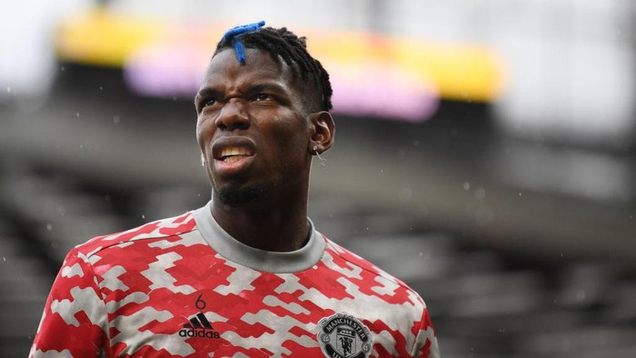 MANCHESTER, ENGLAND - OCTOBER 02: Paul Pogba of Manchester United looks on during the Premier League match between Manchester United and Everton at Old Trafford on October 02, 2021 in Manchester, England. (Photo by Michael Regan/Getty Images)