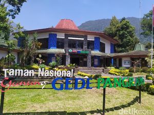 Cianjur PPKM Level 3, Pendakian Gunung Gede Pangrango Kembali Ditutup Cianjur PPKM Level 3, Pendakian Gunung Gede Pangrango Kembali Ditutup