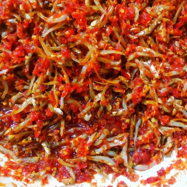 Sambalado teri basah tempe/ Foto: Instagram.com/net_yusnetti Sambalado teri basah tempe/ Foto: Instagram.com/net_yusnetti