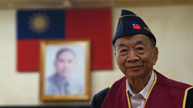 This photo taken on October 4, 2021 shows Kuomintang (KMT) veteran Ng Hong-lim at a union office in Hong Kong ahead of Taiwan's national day on October 10 known as 