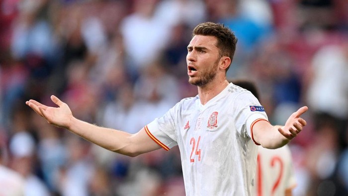 COPENHAGEN, DENMARK - JUNE 28: Aymeric Laporte of Spain reacts during the UEFA Euro 2020 Championship Round of 16 match between Croatia and Spain at Parken Stadium on June 28, 2021 in Copenhagen, Denmark. (Photo by Stuart Franklin/Getty Images)