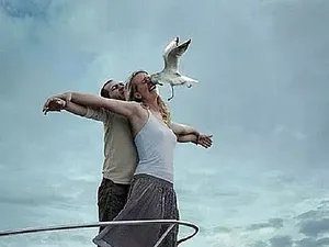 13 Foto Lucu Tak Sengaja Tertangkap Kamera, Paling Kocak yang Mana?