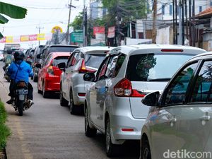 Indonesia Bakal Setop Jual Mobil Bensin Tahun 2050