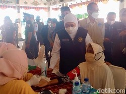 Khofifah Sebut Melandainya Kasus COVID-19 Jadi Kado HUT Jatim