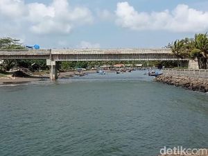 Warga Sambut Baik Segera Rampungnya Jembatan Cikidang Pangandaran
