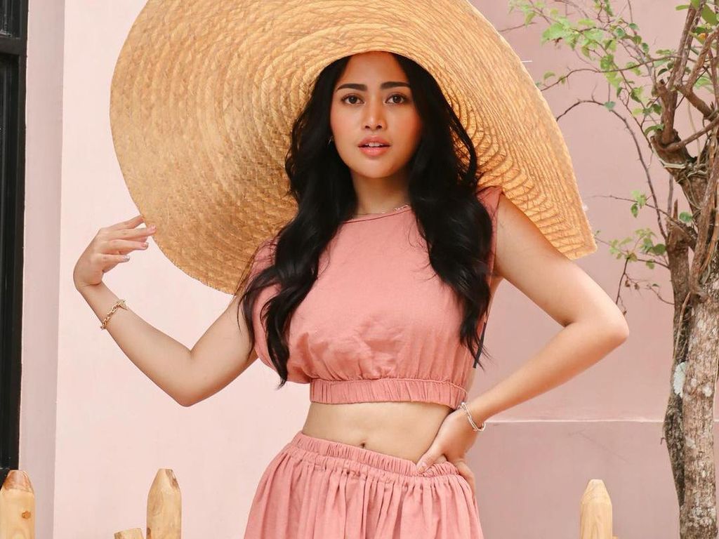 Rachel Vennya Diisukan Kabur dari Wisma Atlet, Ini Kata Ibundanya Rachel Vennya Diisukan Kabur dari Wisma Atlet, Ini Kata Ibundanya