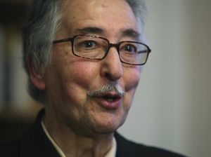 Sosok Abolhassan Banisadr, Presiden Pertama Iran yang Tutup Usia di Paris Sosok Abolhassan Banisadr, Presiden Pertama Iran yang Tutup Usia di Paris