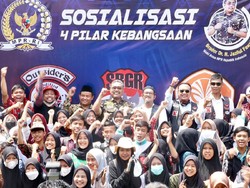 Hoaks Kian Marak, Jazilul Fawaid: Mari Gunakan Medsos dengan Baik