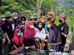 Berawal dari Iseng, Anak Ini Dapat Hadiah Laptop dari Sandiaga Uno