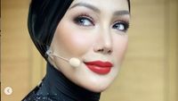 8 Foto Erra Fazira, Mantan Engku Emran Diisukan Jadi Istri ke-2 Politikus