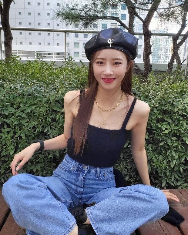 Gaya edgy Mijoo Lovelyz