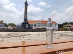 Menyaksikan Fenomena Hari Tanpa Bayangan di Tugu Muda Semarang