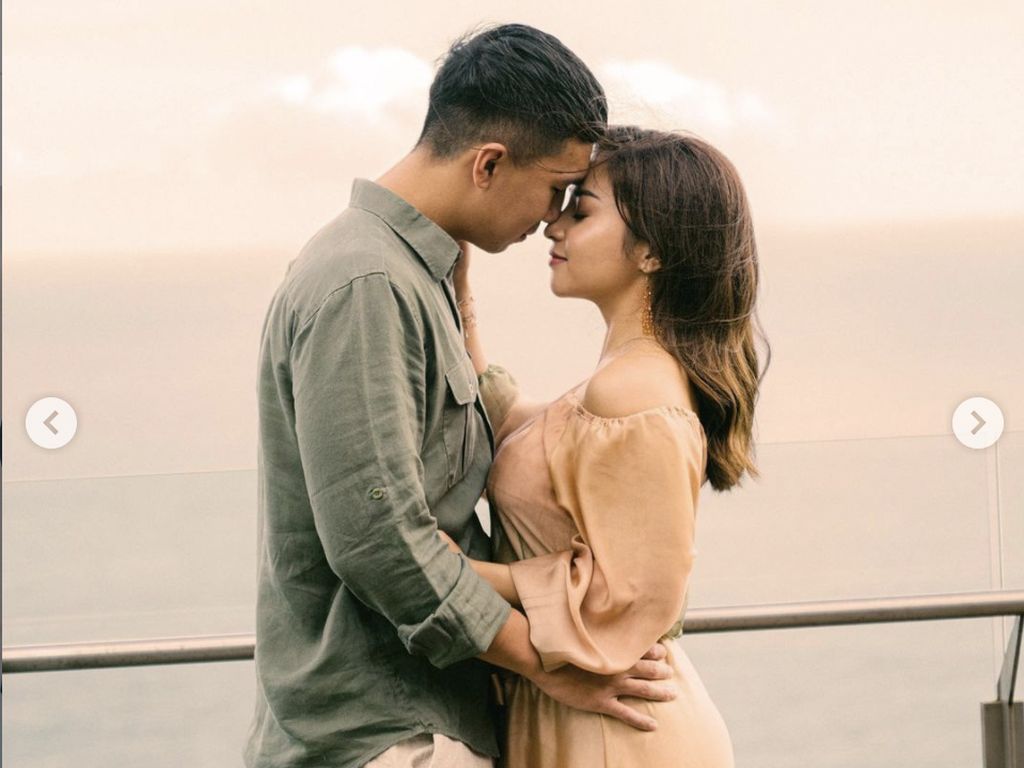 Nikita Willy Hamil Muda, Pamer Perut Sambil Nge-gym Nikita Willy Hamil Muda, Pamer Perut Sambil Nge-gym