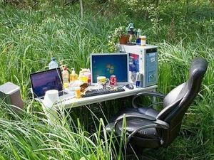 8 Penampakan Ruang Kerja Ekstrem Ini Bikin Stres dan Tambah Beban Hidup