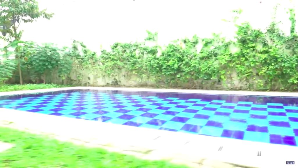 Rumah Mewah Tukul Arwana
