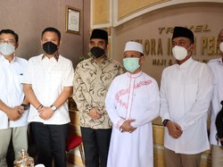 Nasihati Gerindra, Ust Dasad: Ulama Jangan Hanya Dipanggil Saat Ada Masalah