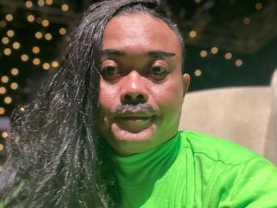 7 Transformasi Penampilan Sule, Gaya Rambut Cepak Terbarunya Dipuji Netizen