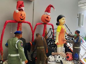 Timbulkan Kerumunan, Boneka Squid Game di Surabaya Dibongkar