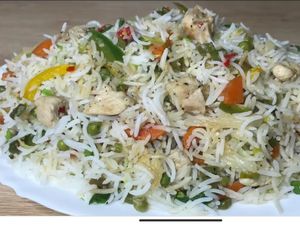 Bikin Nasi Biryani Campur Sayuran, Wanita Ini Sebut Biryani China Bikin Nasi Biryani Campur Sayuran, Wanita Ini Sebut Biryani China