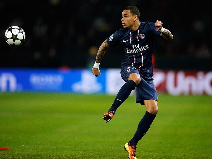 PARIS, FRANCE - MARCH 06:  Gregory Van Der Wiel of PSG in action during the Round of 16 UEFA Champions League match between Paris St Germain and Valencia CF at Parc des Princes on March 6, 2013 in Paris, France.  (Photo by Dean Mouhtaropoulos/Getty Images)
