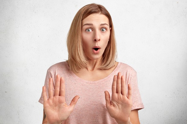 Kepribadian ISFJ tidak memberikan kepercayaan secara cuma-cuma untuk menjalin komitmen bersama orang lain.